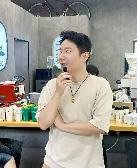 彭煜森 - Global Lin株式会社 モバイルエンジニア